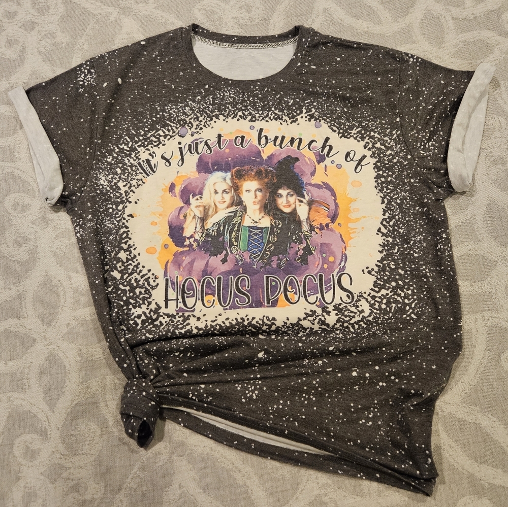 Super soft Hocus Pocus t-shirt 🧙‍♀️